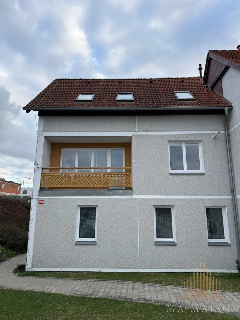 Pronájem bytu 2+kk 44 m², Dobřejovice