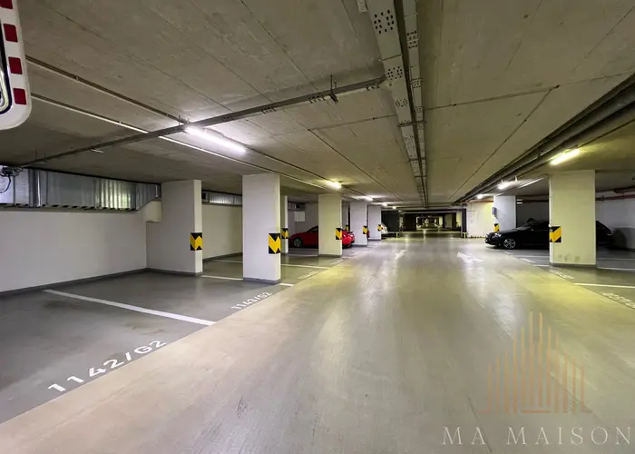 Pronájem podzemního garážového stání