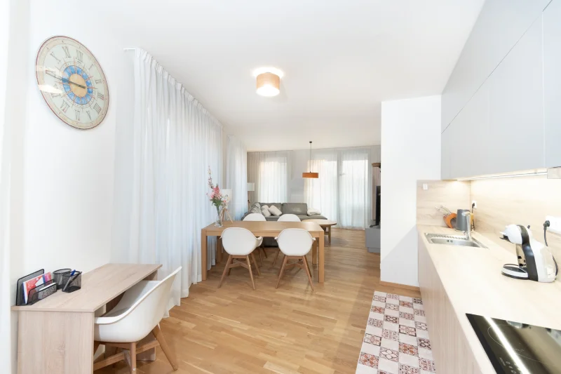 Pronájem bytu 3+kk, 91 m² - Praha - Střížkov