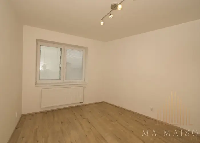 Pronájem bytu 2+kk/B/G/S, 45 m², nezařízený, Rakovník II