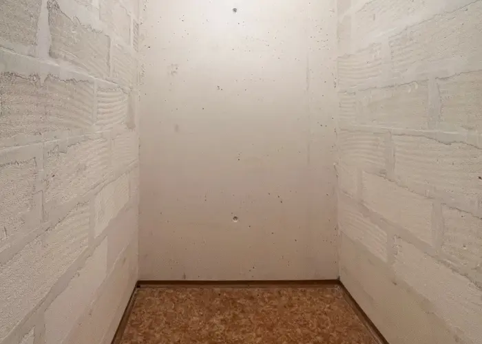 Pronájem bytu 1+kk s prostornou lodžií, ulice Poděbradská 777/9, Praha - Vysočany