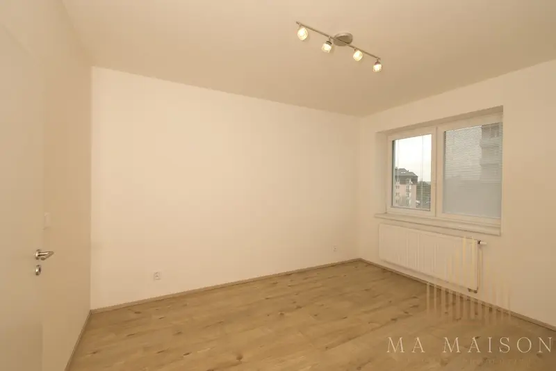 Pronájem bytu 2+kk/B/G/S, 45 m², nezařízený, Rakovník II