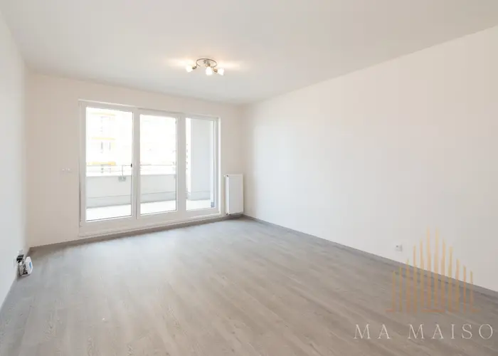 Pronájem bytu 1+kk 34 m², Praha - Vysočany