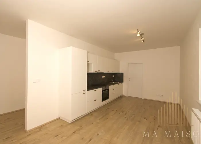 Pronájem bytu 2+kk/B/G/S, 45 m², nezařízený, Rakovník II