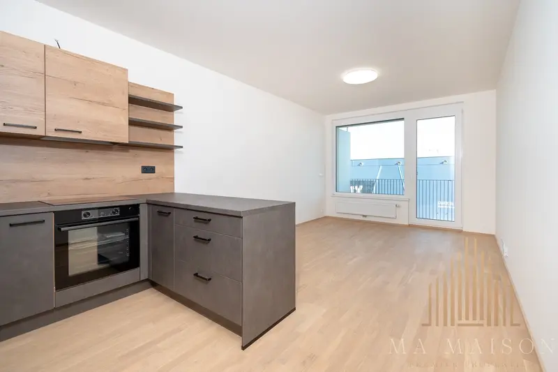 Moderní byt 2+kk/B, nezařízený, ul. Smržových, Praha 9 - Vysočany