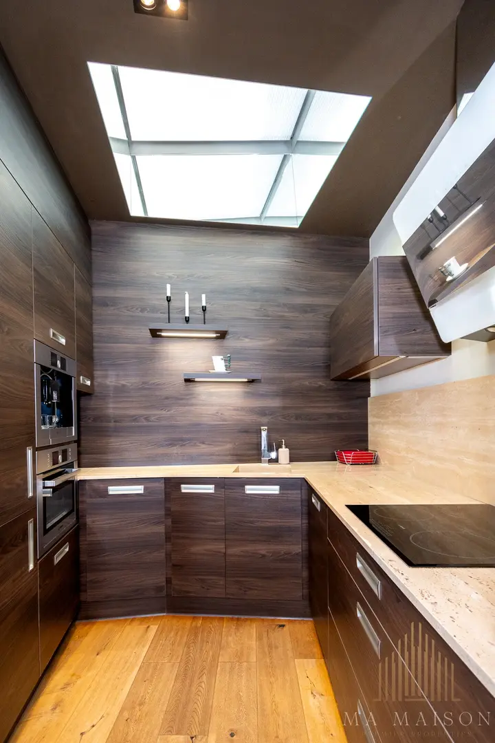 Pronájem krásného bytu s terasou 3+kk, 95 m² - Praha - Žižkov