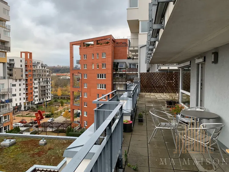 Pronájem Bytu 2+kk, 56m², terasa 81 m2, Nová Harfa