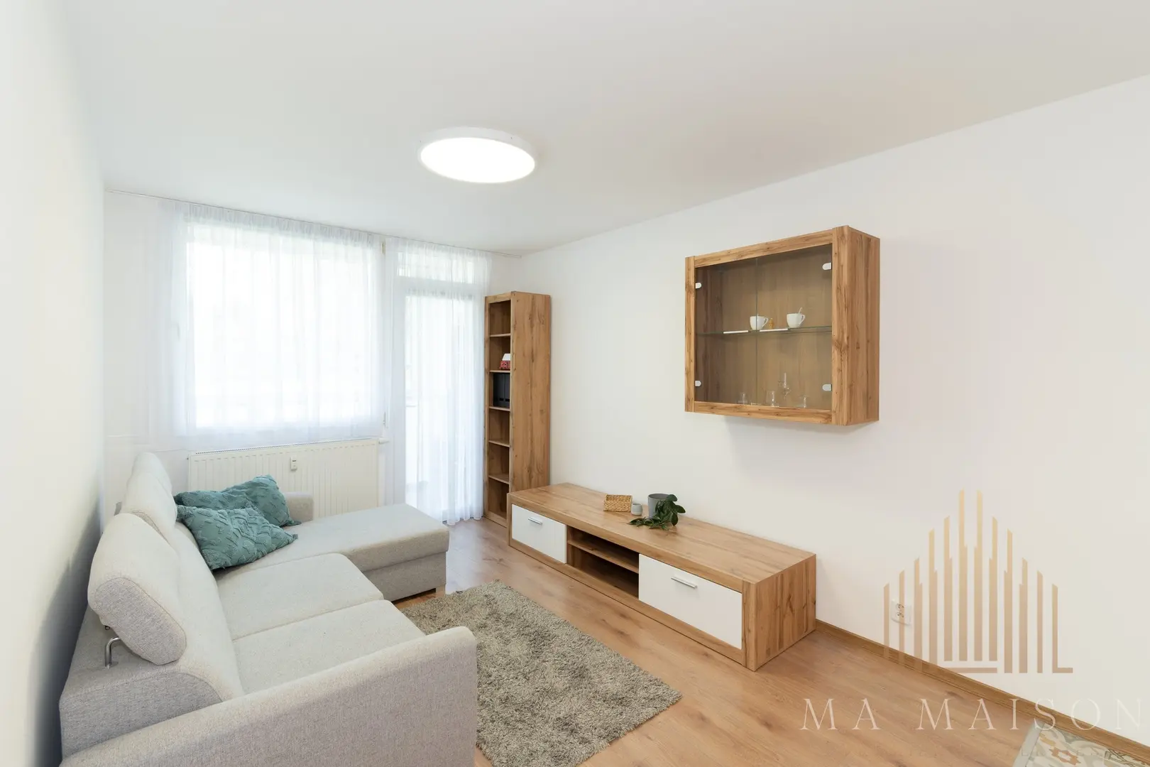 Pronájem bytu 2+kk 57 m², Praha - Hloubětín