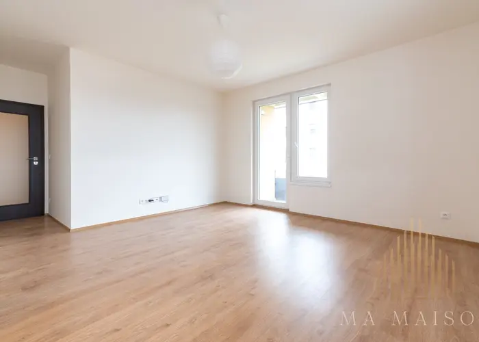 Pronájem bytu 2+kk/B/S 58 m² - Praha - Vysočany