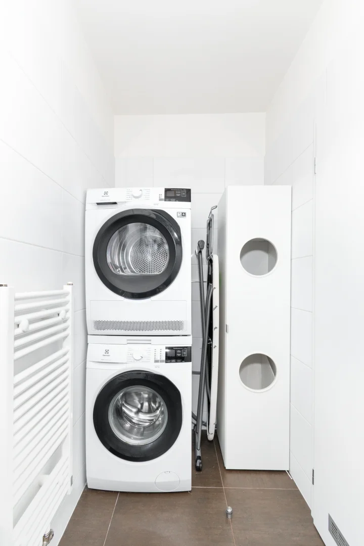 Pronájem bytu 3+kk, 91 m² - Praha - Střížkov