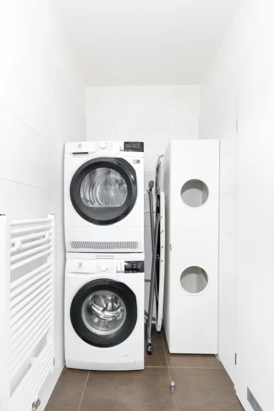 Pronájem bytu 3+kk, 91 m² - Praha - Střížkov