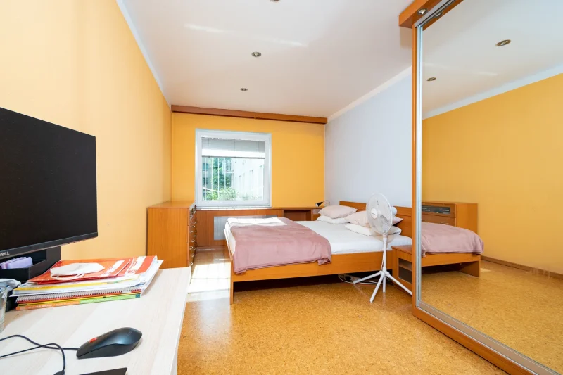 Pronájem bytu 3+1, 96 m² - Praha - Podolí